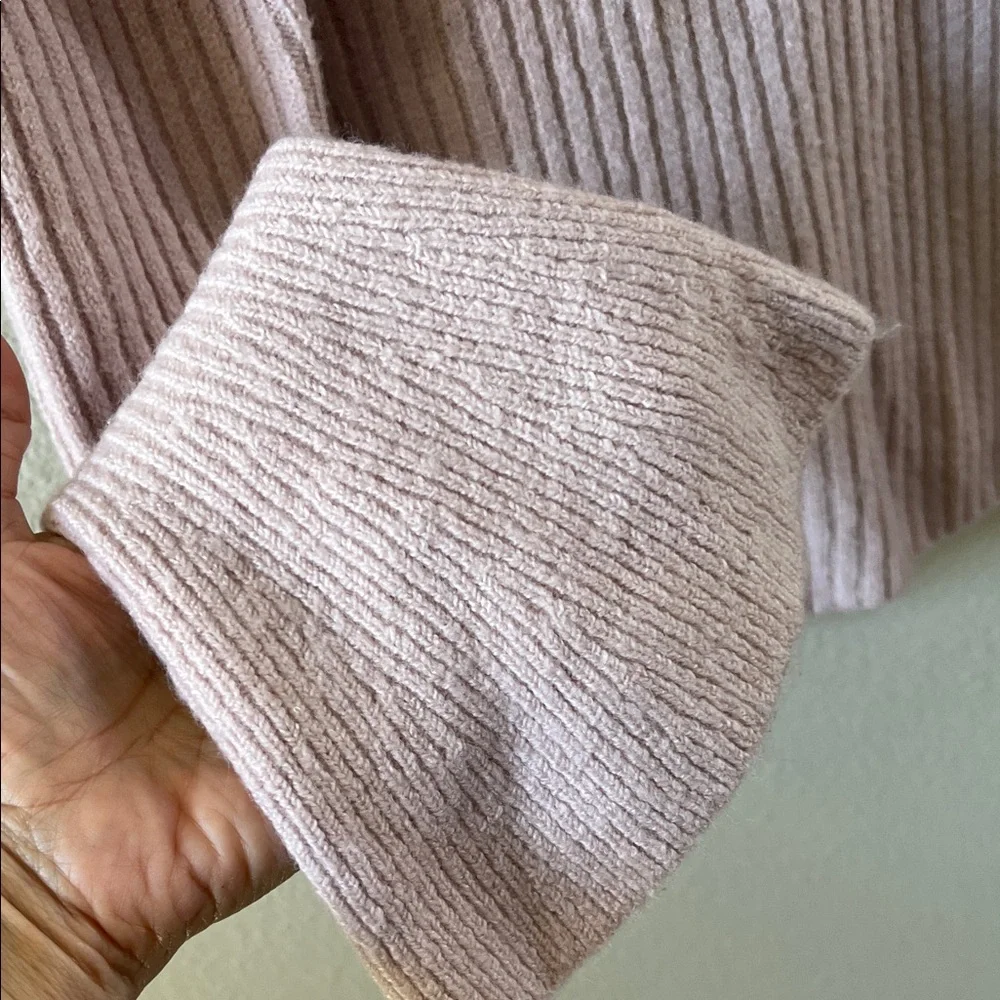 Pink Ribbed Sweater - Picture 5 of 7